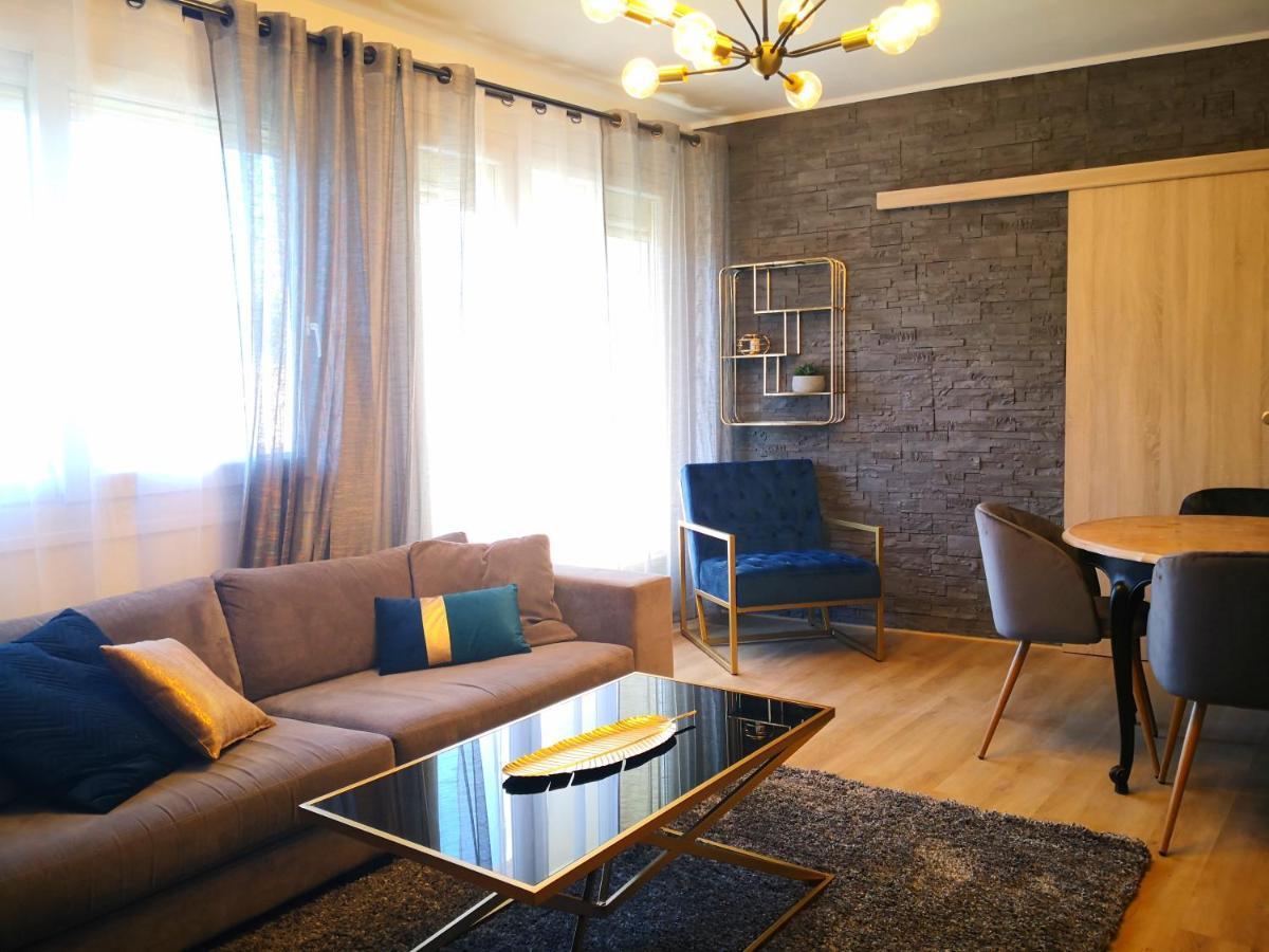 Logement Entier 78 M2, 7 Pers Cosy Et Spacieux Proche Du Centre-Ville Et De La Gare Avignone Esterno foto