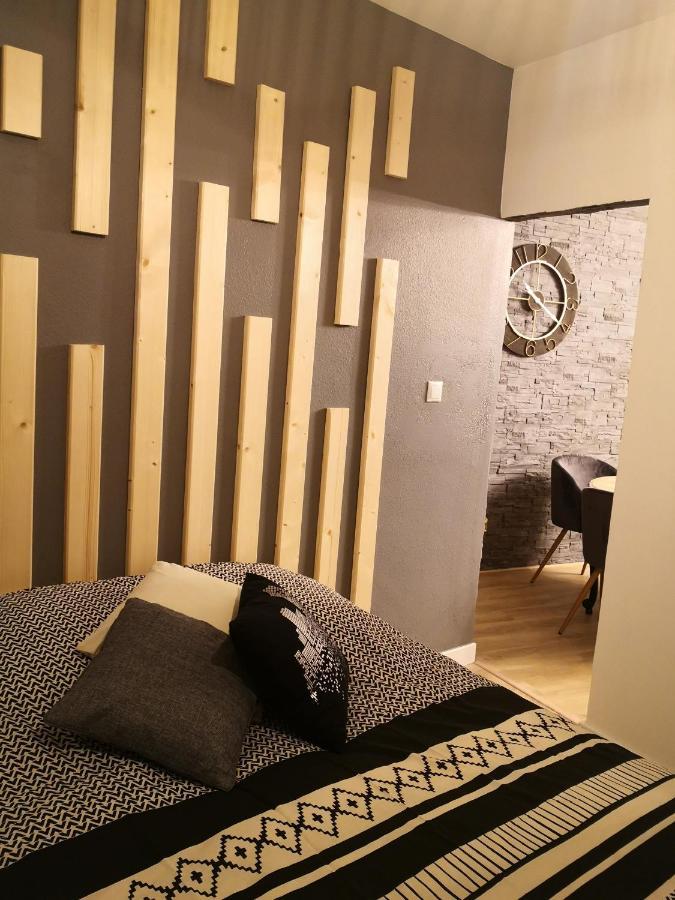 Logement Entier 78 M2, 7 Pers Cosy Et Spacieux Proche Du Centre-Ville Et De La Gare Avignone Esterno foto