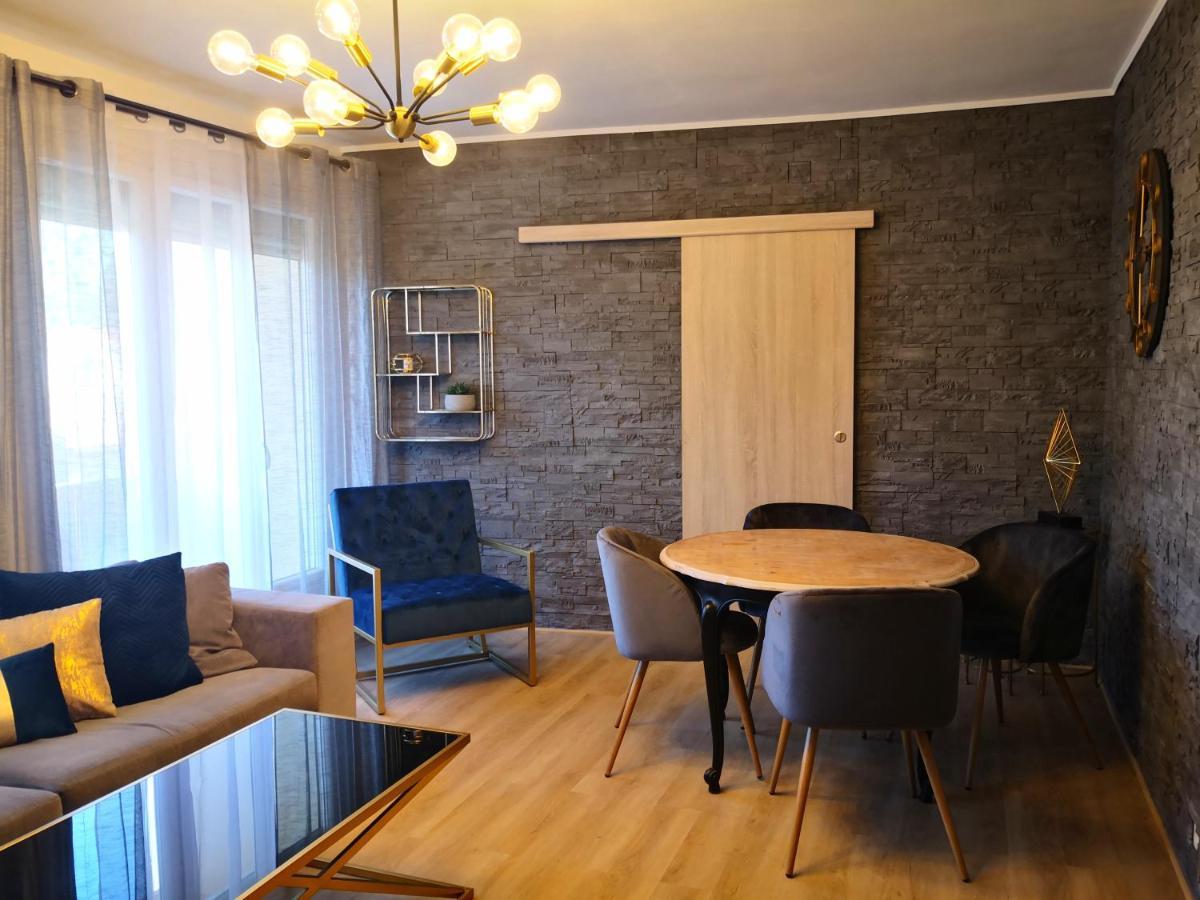 Logement Entier 78 M2, 7 Pers Cosy Et Spacieux Proche Du Centre-Ville Et De La Gare Avignone Esterno foto