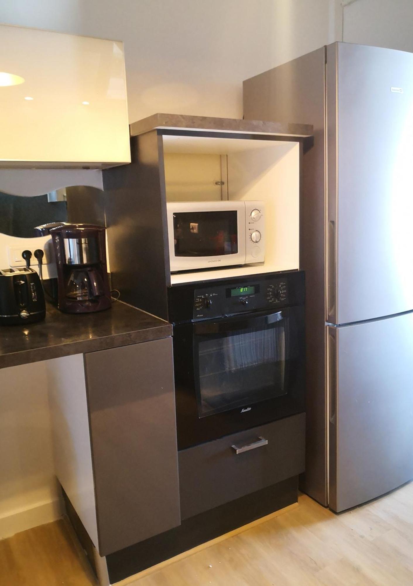 Logement Entier 78 M2, 7 Pers Cosy Et Spacieux Proche Du Centre-Ville Et De La Gare Avignone Esterno foto